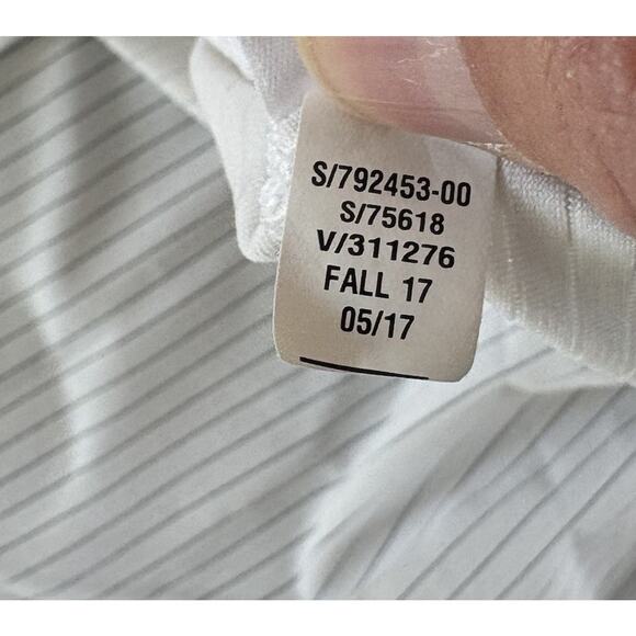 Athleta Subtle Striped Round Neck White T-Shirt Short Sleeve Size 2X - Picture 11 of 13
